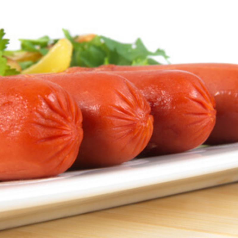 Angus beef hot dogs, five per vacuum sealed pack